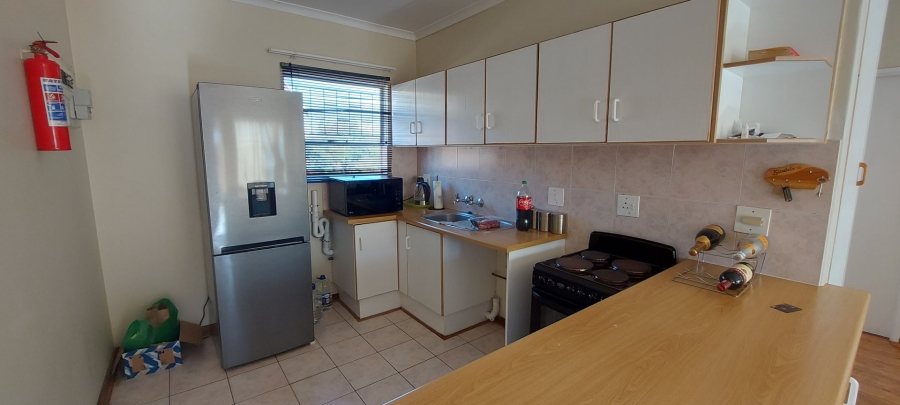2 Bedroom Property for Sale in Langenhovenpark Free State